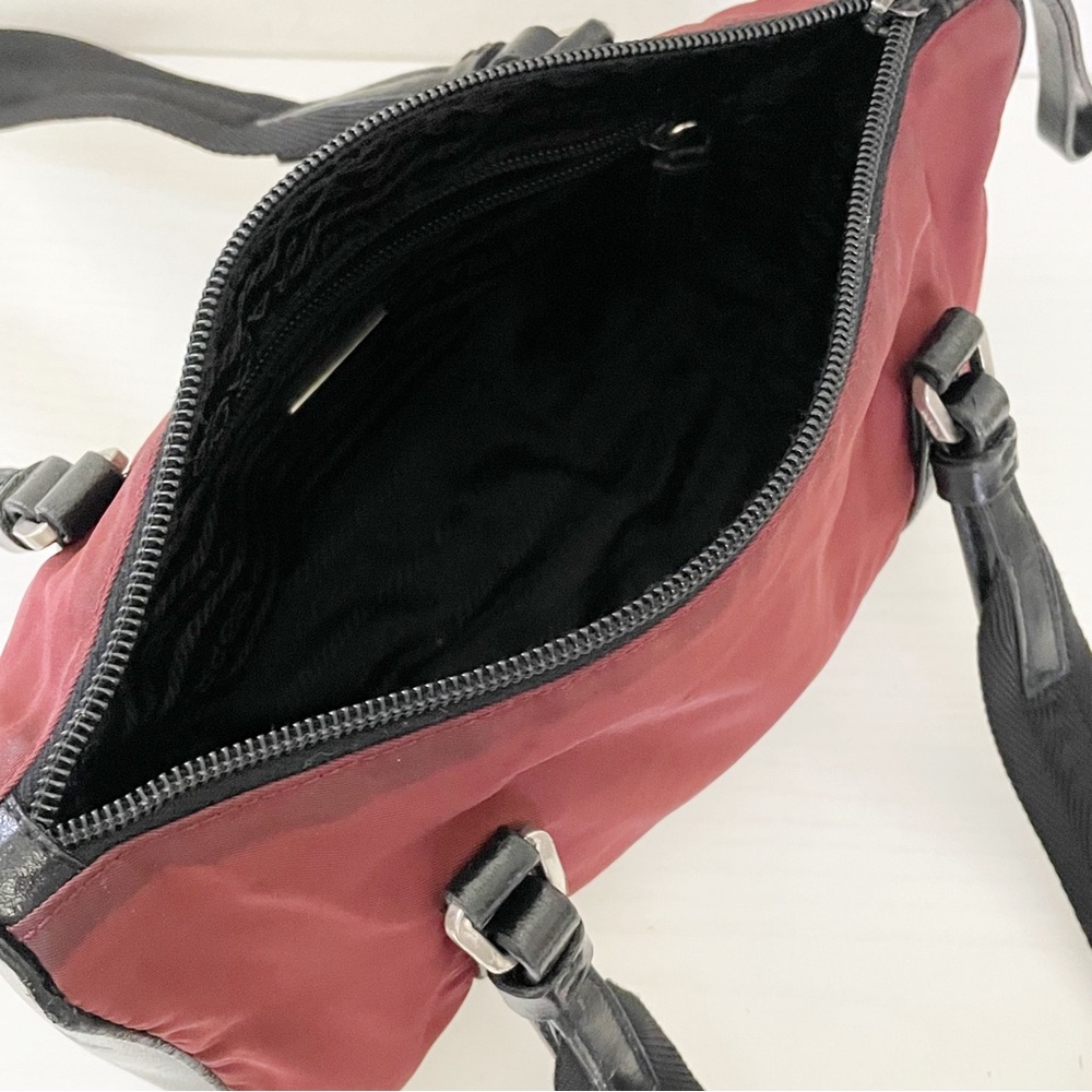 Prada 90s burgundy red nylon black leather shoulder Boston bag - Picture 7 of 10